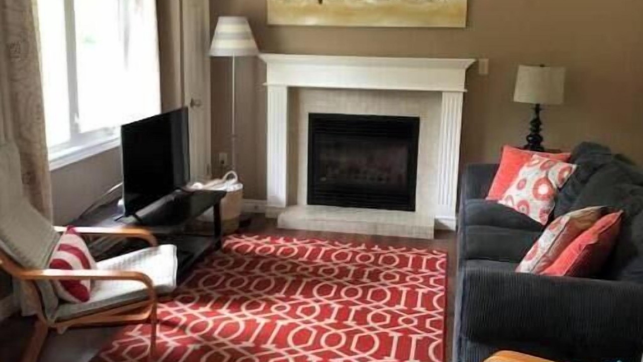 Photo of Livingroom in Central Huron