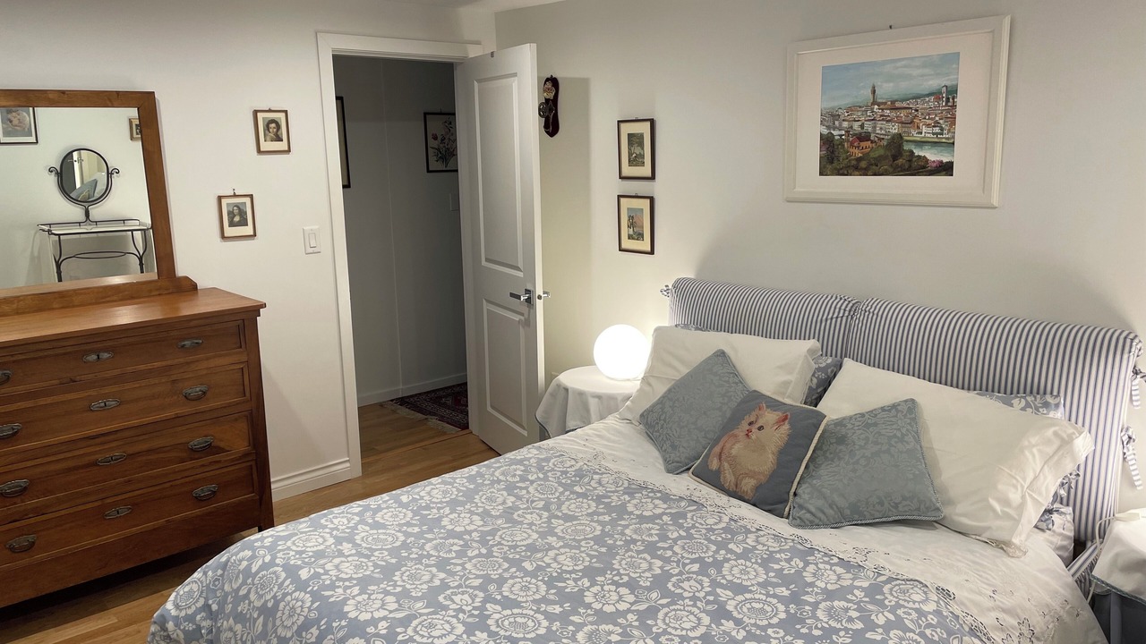 Photo of Bedroom in Horseshoe Bay