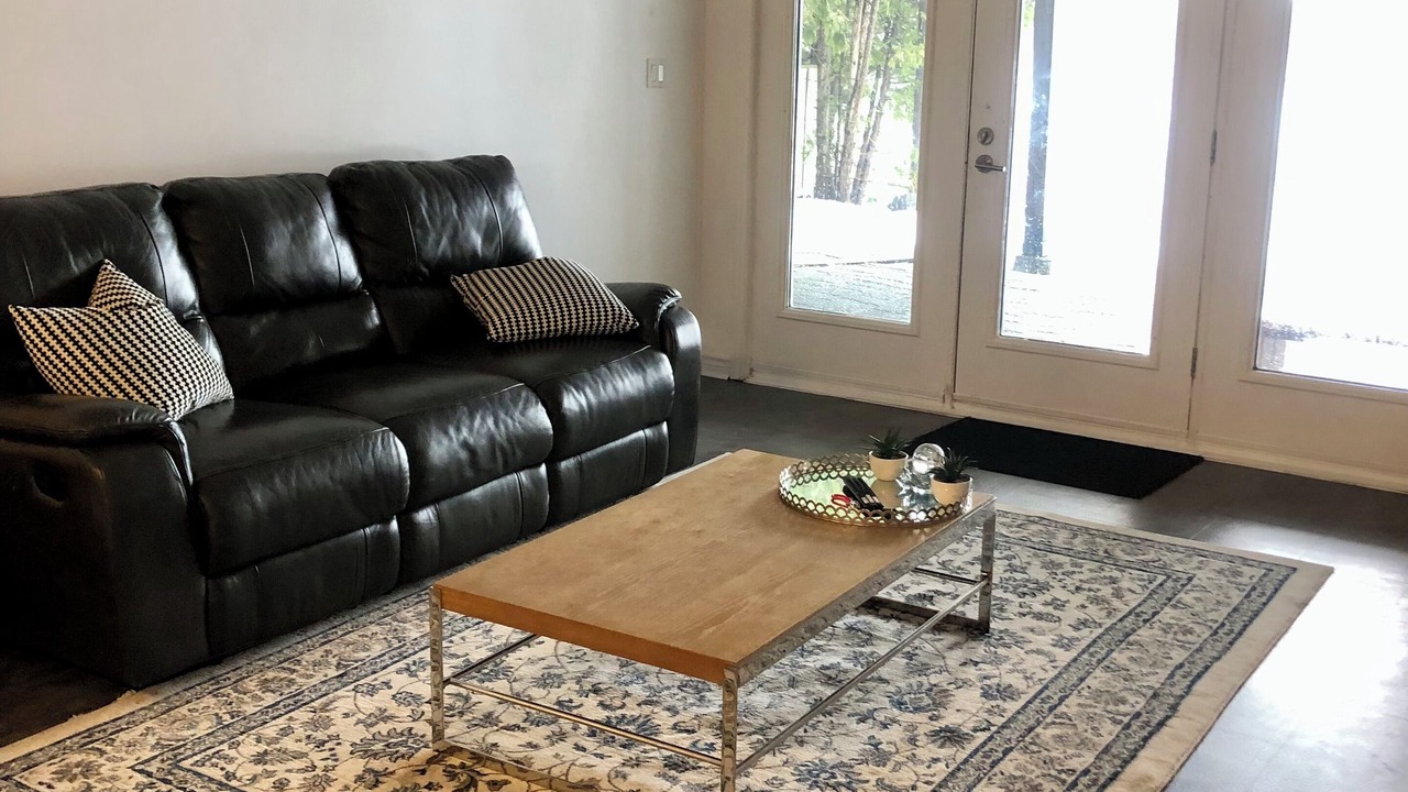 Photo of Livingroom in Sudbury