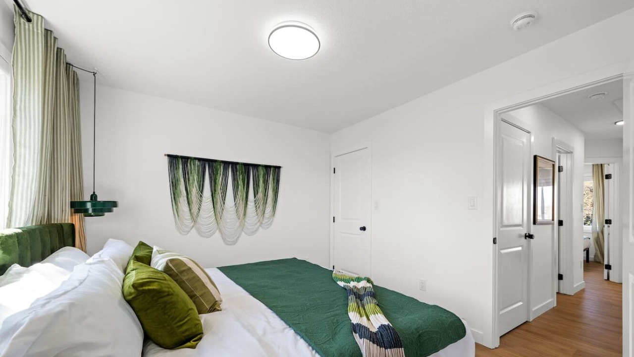 Photo of Bedroom in Jasper Place