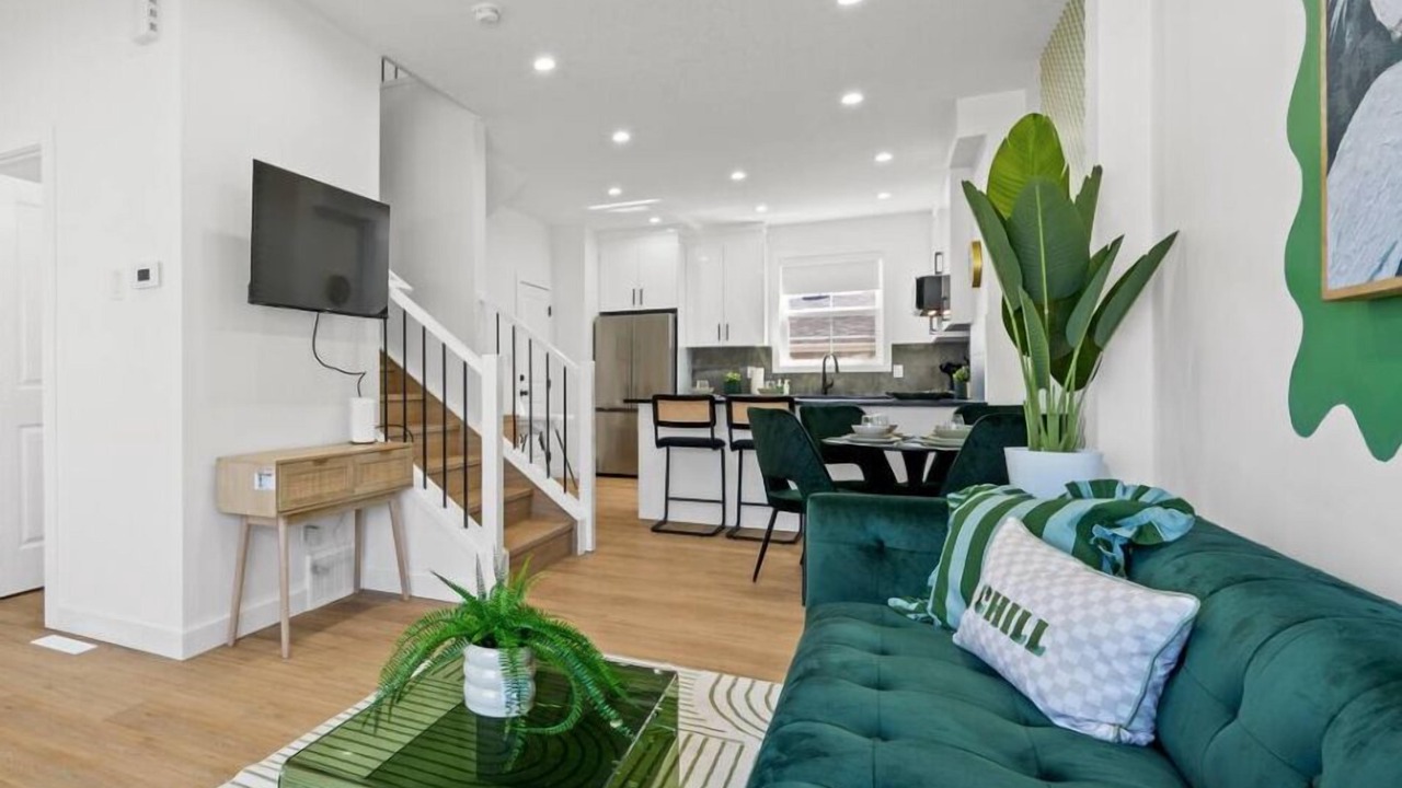 Photo of Livingroom in Jasper Place