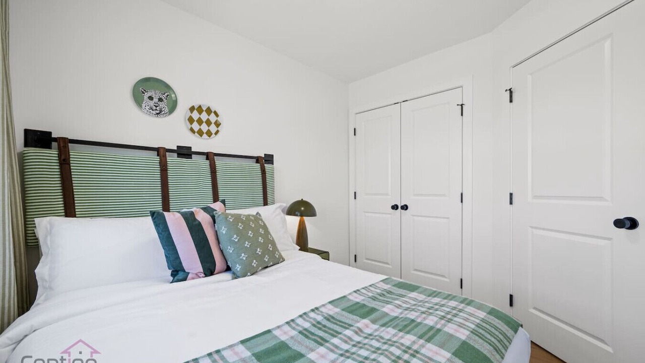 Photo of Bedroom in Jasper Place