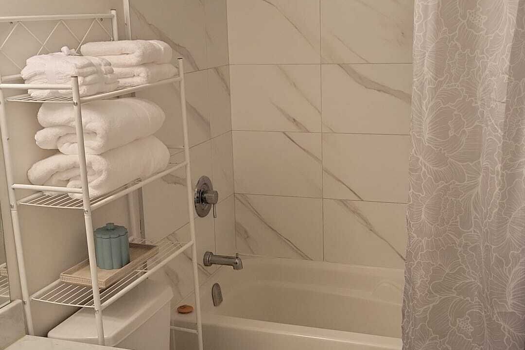Photo of Bathroom in Beaconsfield Village