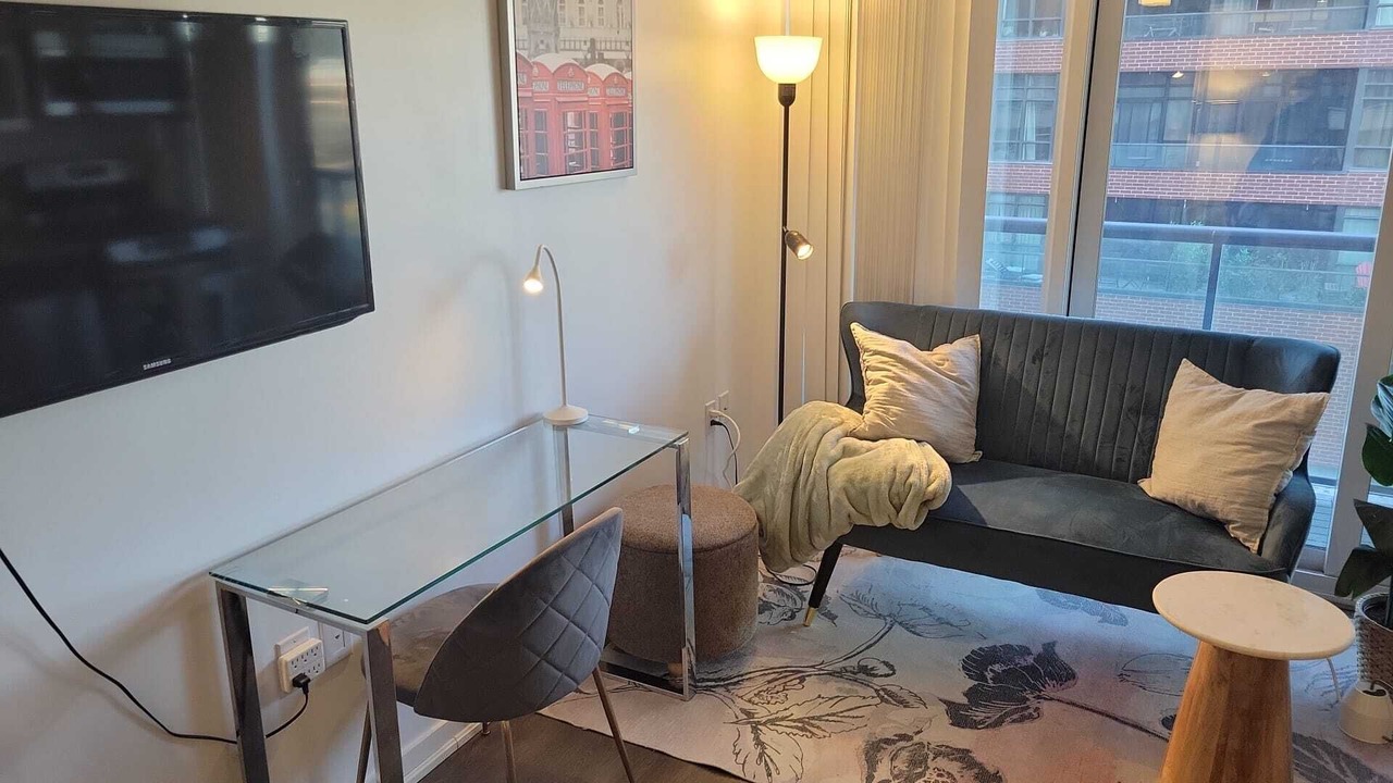 Photo of Livingroom in Beaconsfield Village