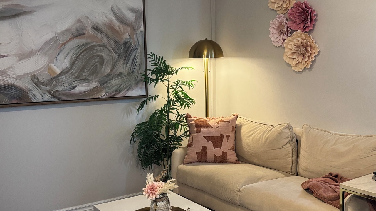 Photo of Livingroom in Terra Nova