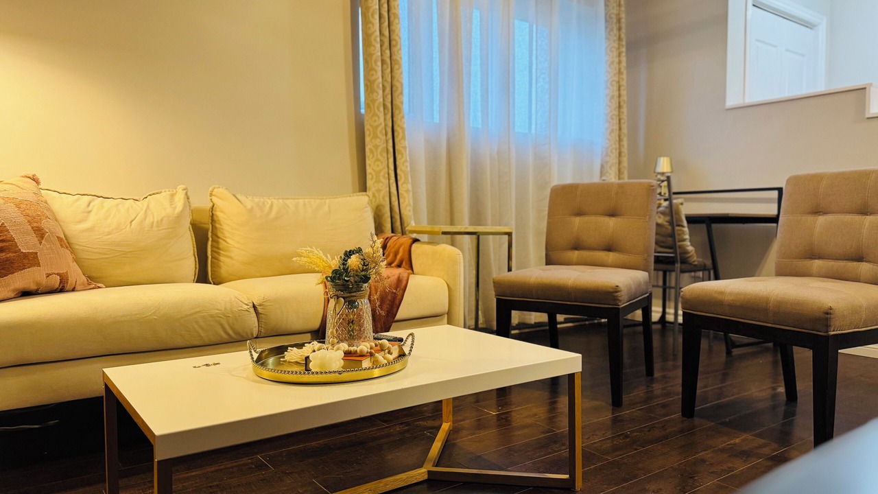 Photo of Livingroom in Terra Nova