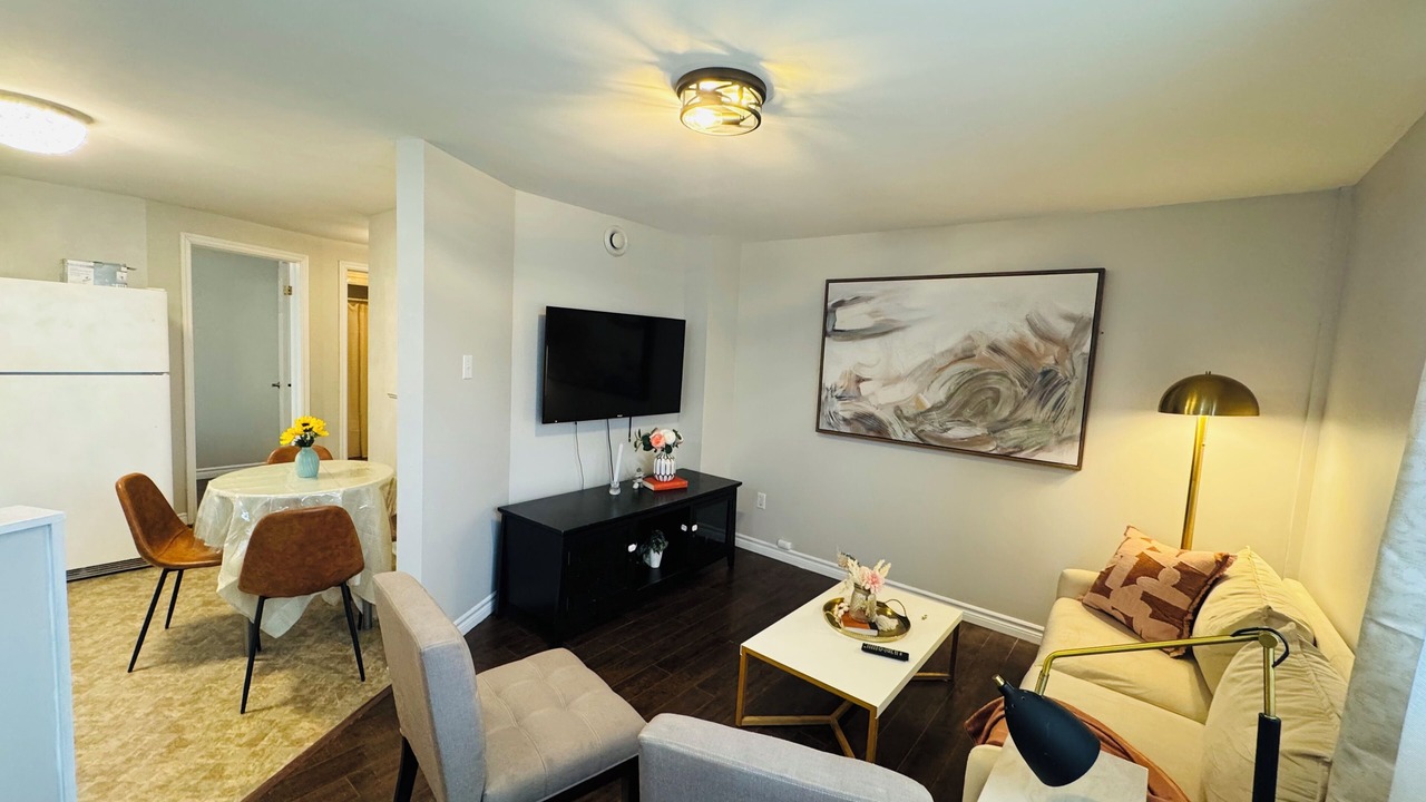 Photo of Livingroom in Terra Nova