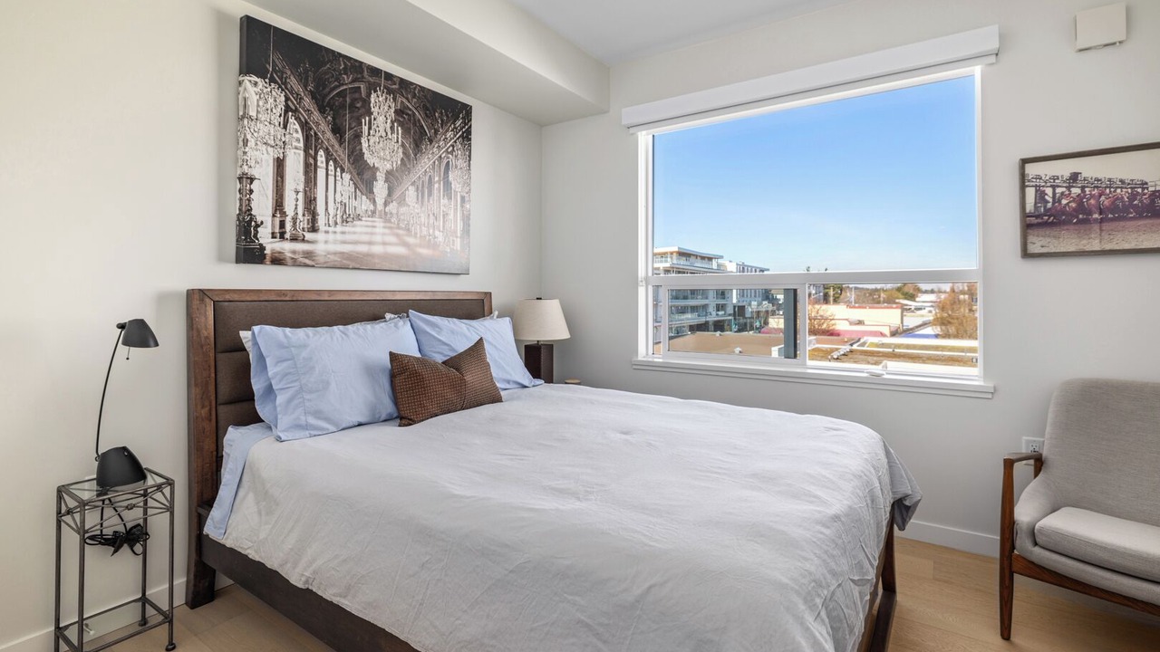 Photo of Bedroom in Booktown