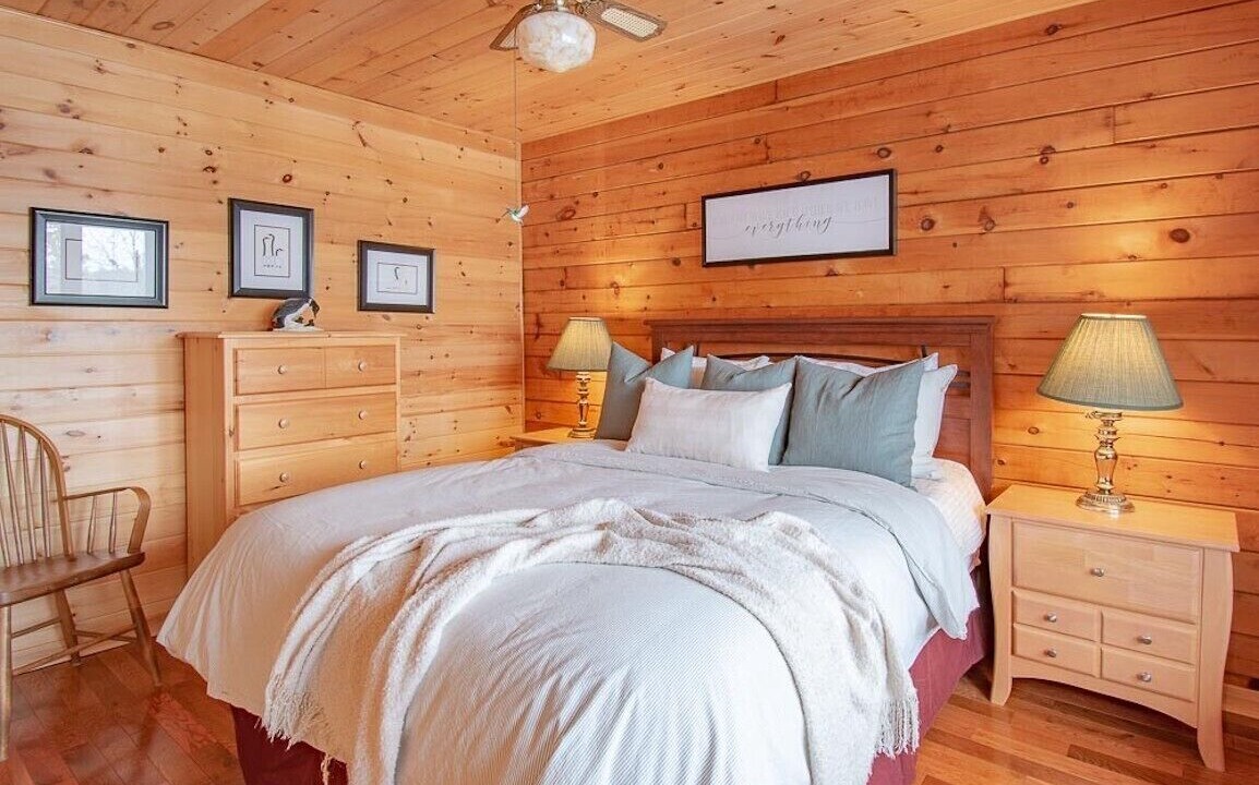 Photo of Bedroom in Nipissing