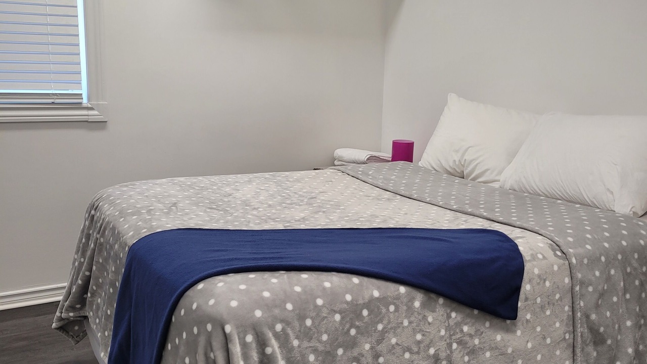Photo of Bedroom in Waubaushene