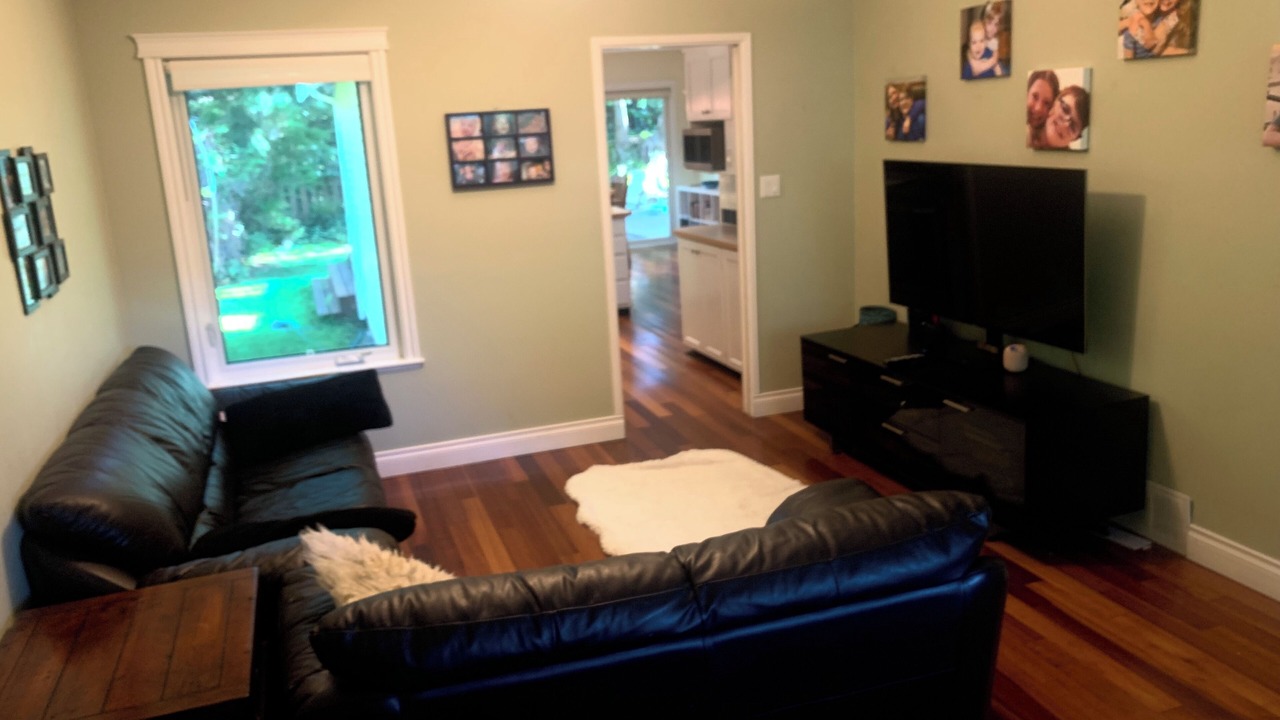 Photo of Livingroom in Deep Cove