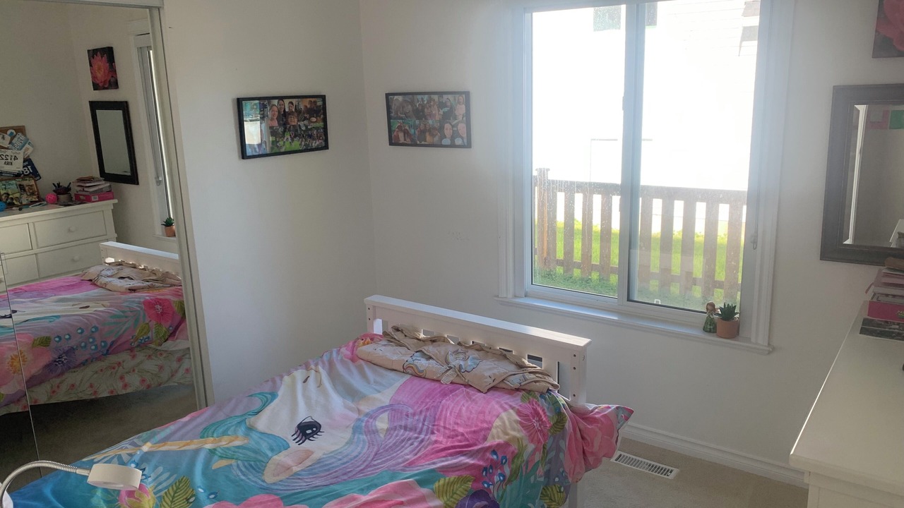 Photo of Bedroom in Deep Cove