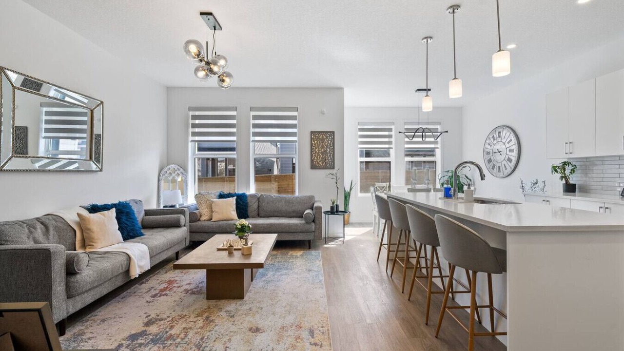Photo of Livingroom in Southeast Calgary