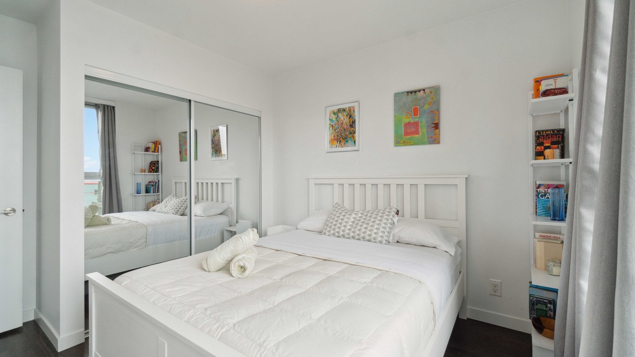 Photo of Bedroom in Downtown Eastside
