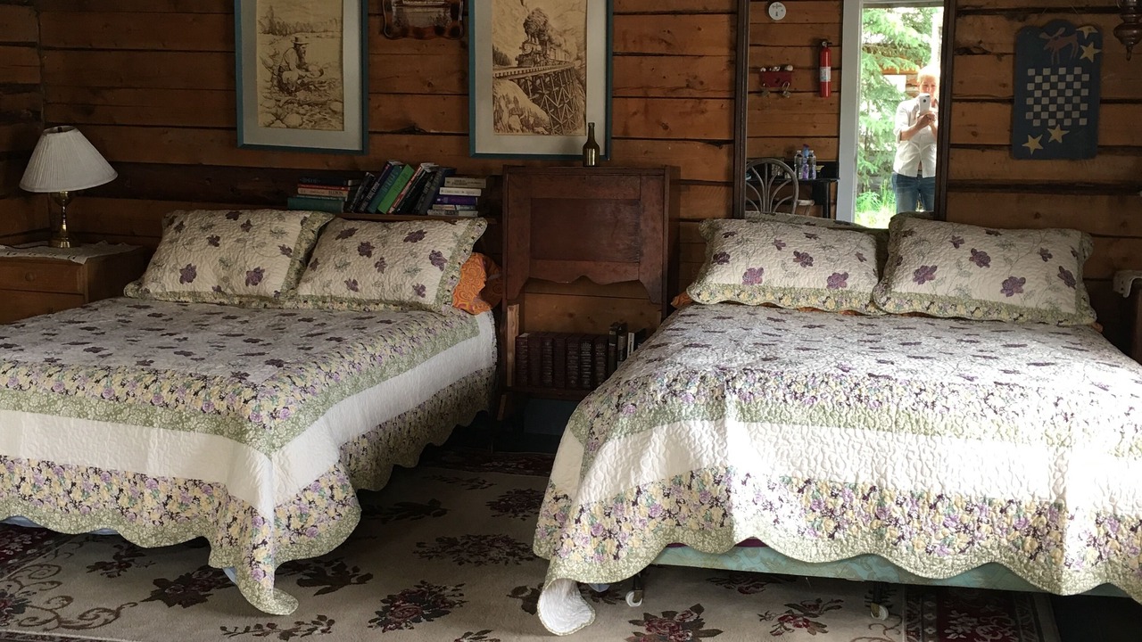 Photo of Bedroom in Tagish