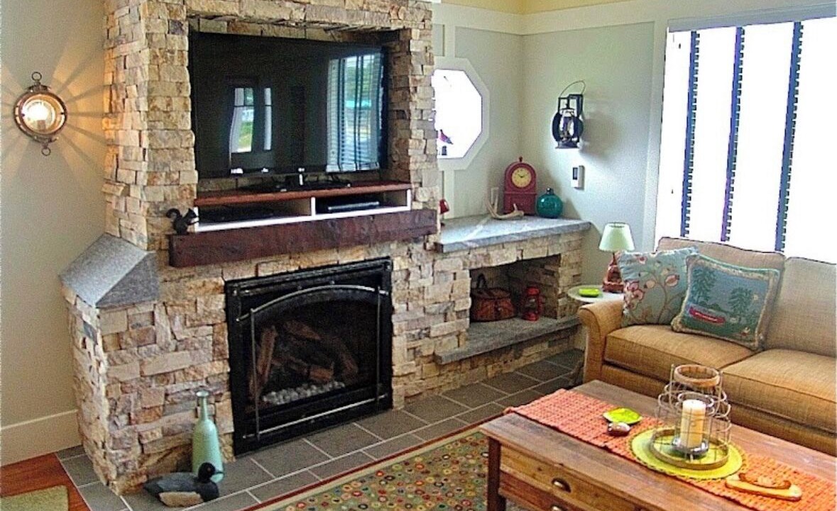 Photo of Livingroom in Baysville