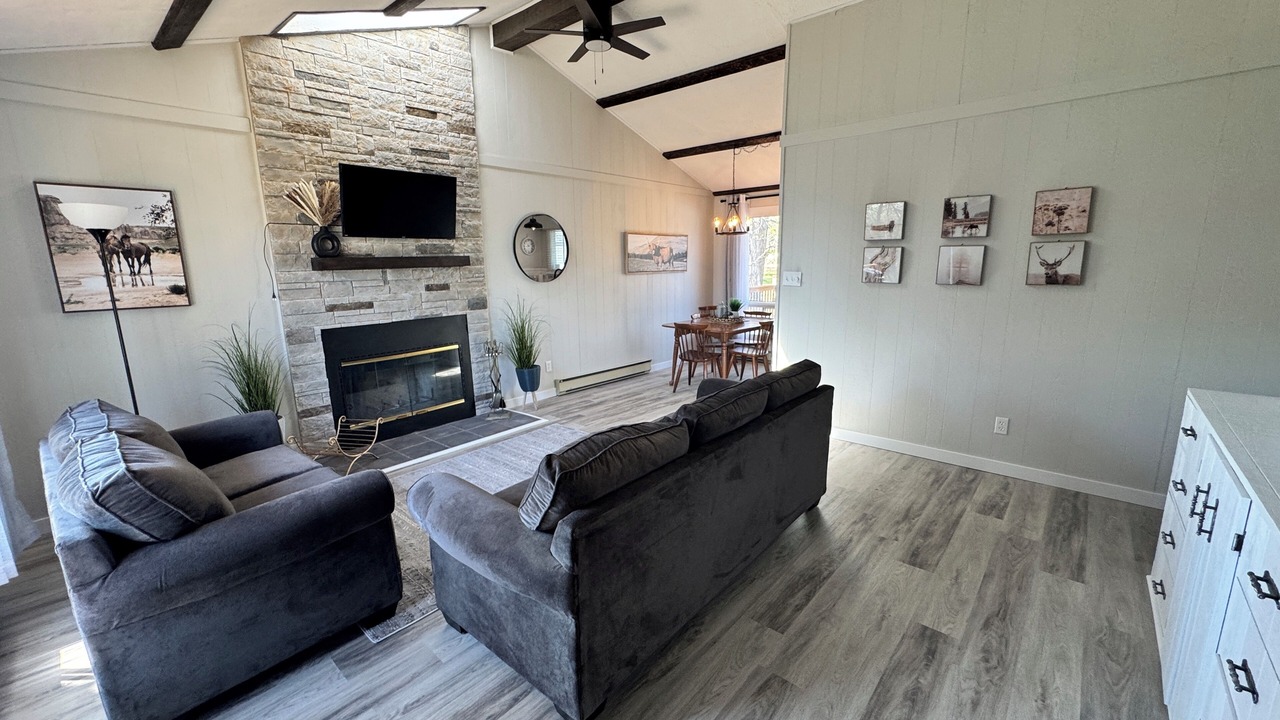 Photo of Livingroom in Torrington