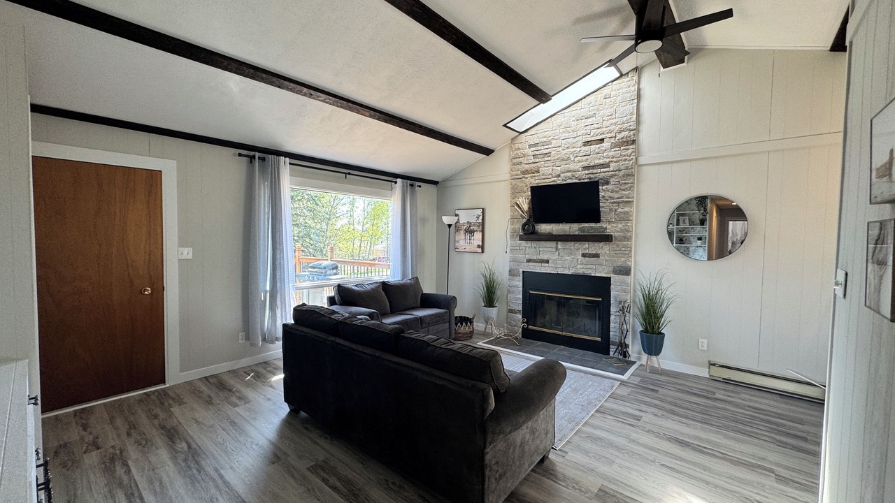 Photo of Livingroom in Torrington