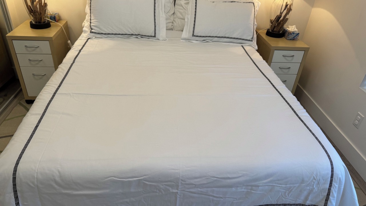 Photo of Bedroom in Sechelt