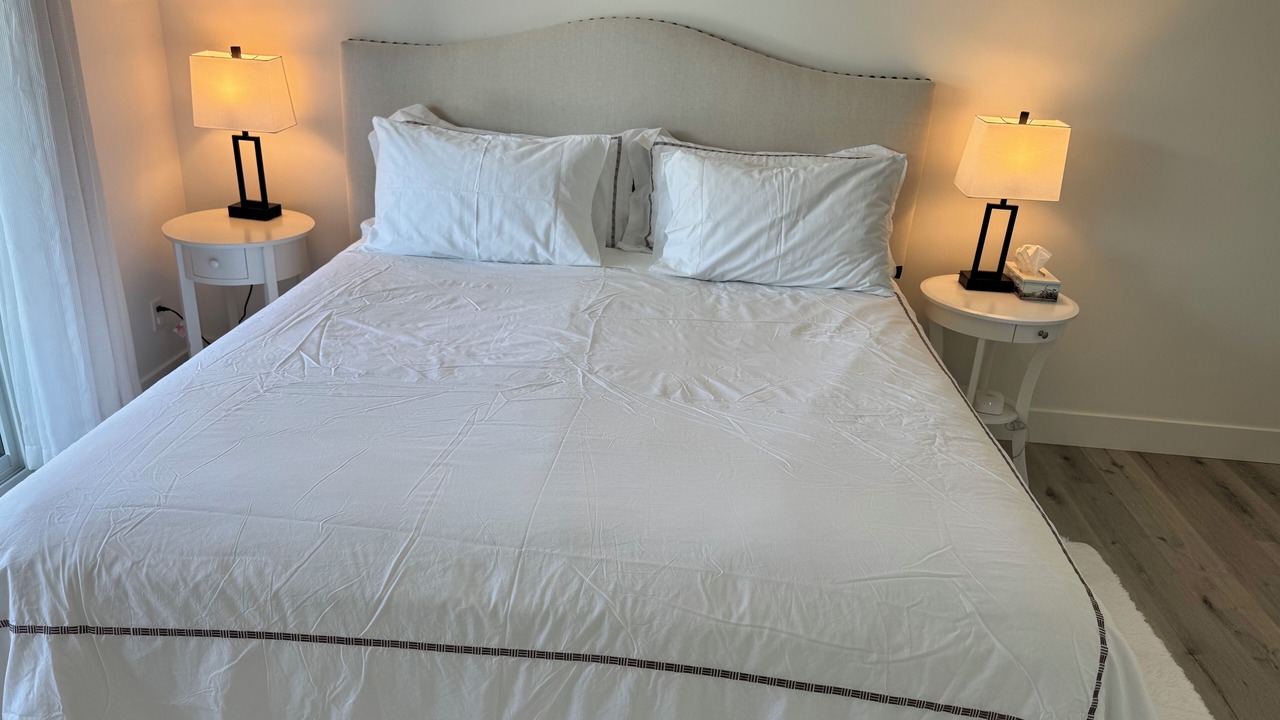 Photo of Bedroom in Sechelt
