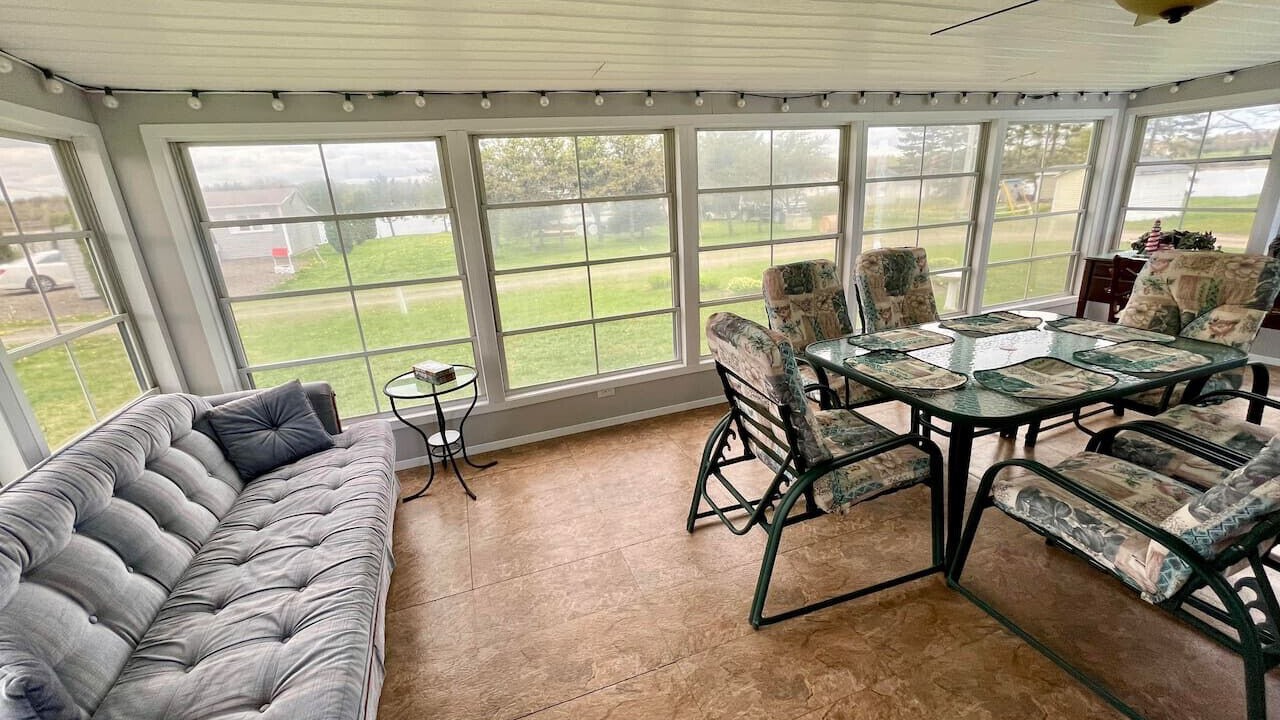 Photo of Livingroom in Sainte-Anne-de-Kent