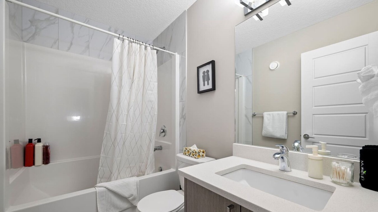 Photo of Bathroom in North Central Edmonton