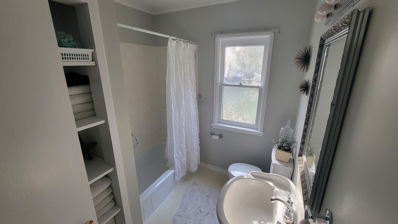 Photo of Bathroom in Duncan