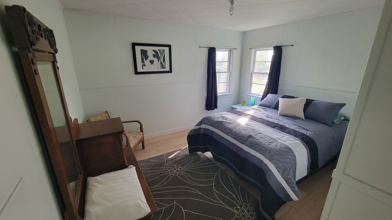 Photo of Bedroom in Duncan