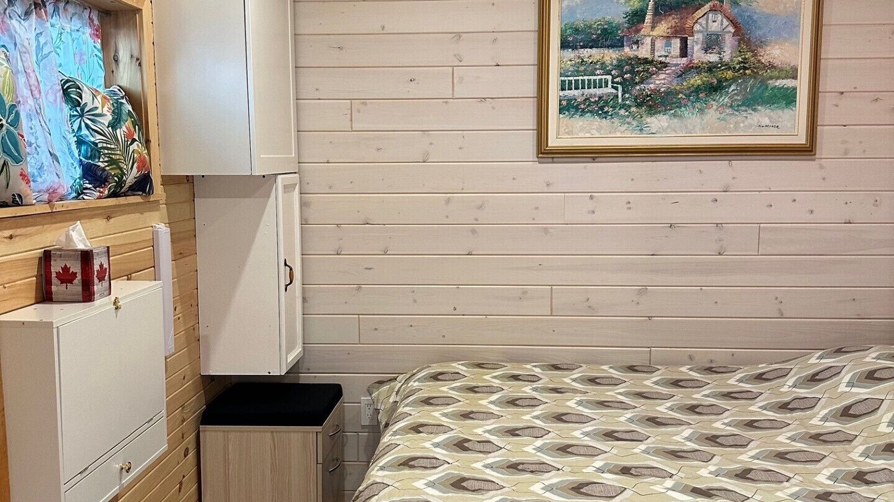 Photo of Bedroom in Waubaushene