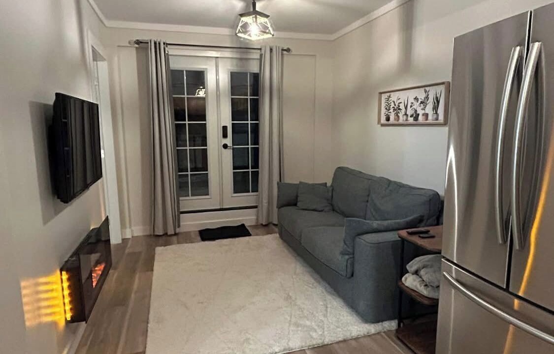 Photo of Livingroom in Maple Ridge