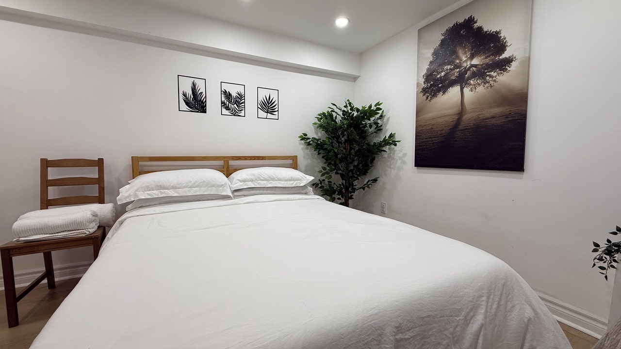 Photo of Bedroom in Alderwood
