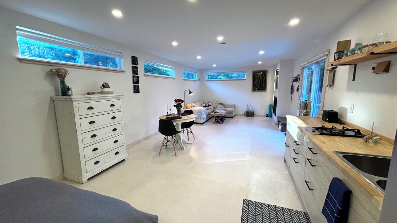 Photo of Bedroom in Courtenay