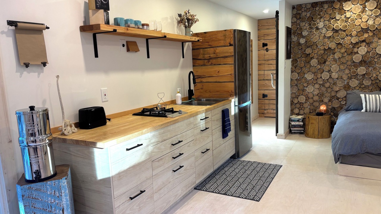 Photo of Bedroom in Courtenay