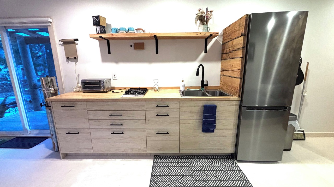 Photo of Kitchen in Courtenay