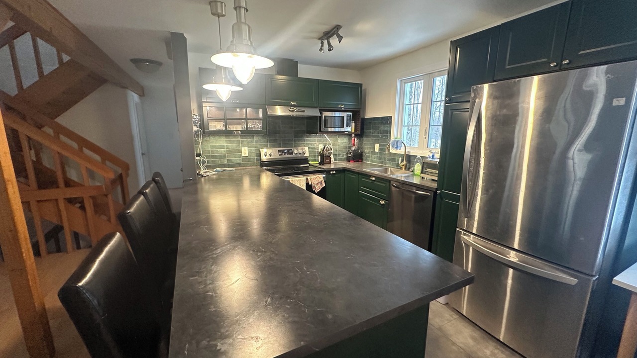 Photo of Kitchen in Saint-Etienne-de-Lauzon