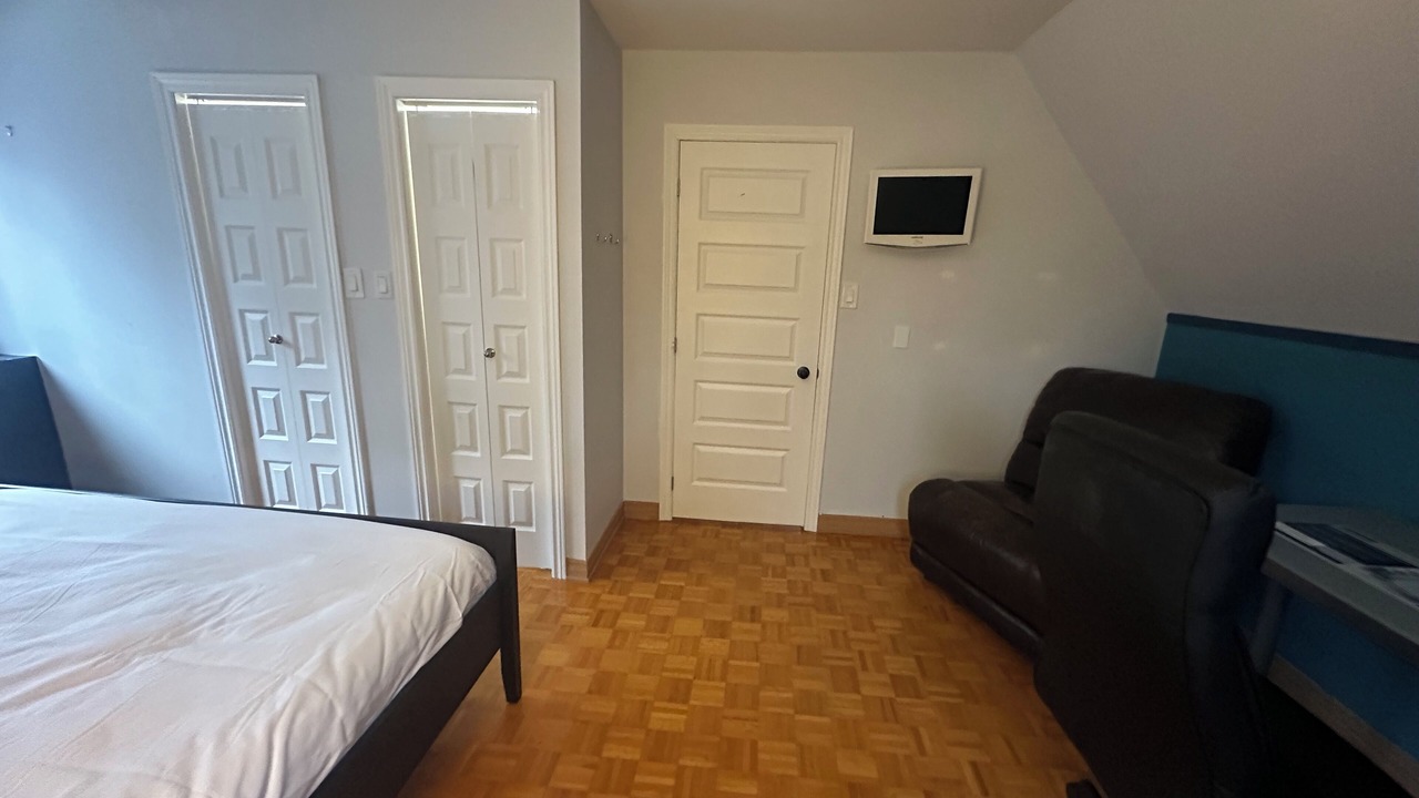 Photo of Bedroom in Saint-Etienne-de-Lauzon