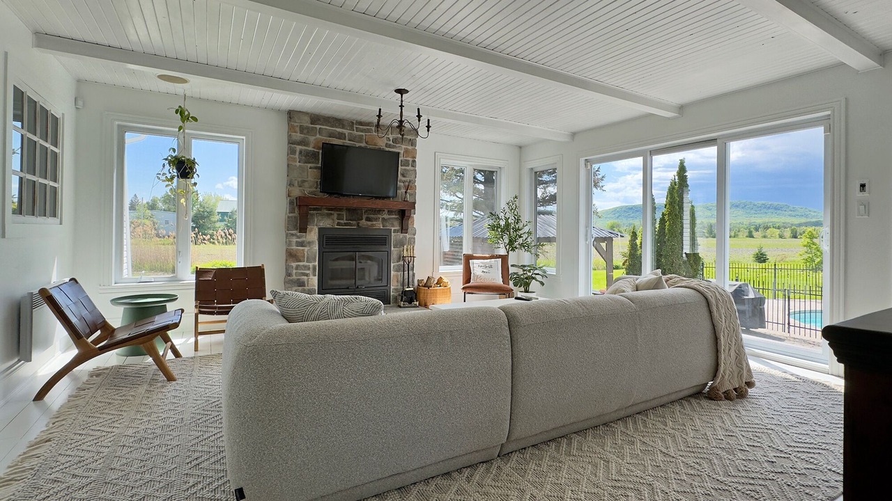 Photo of Livingroom in Saint Basile le Grand