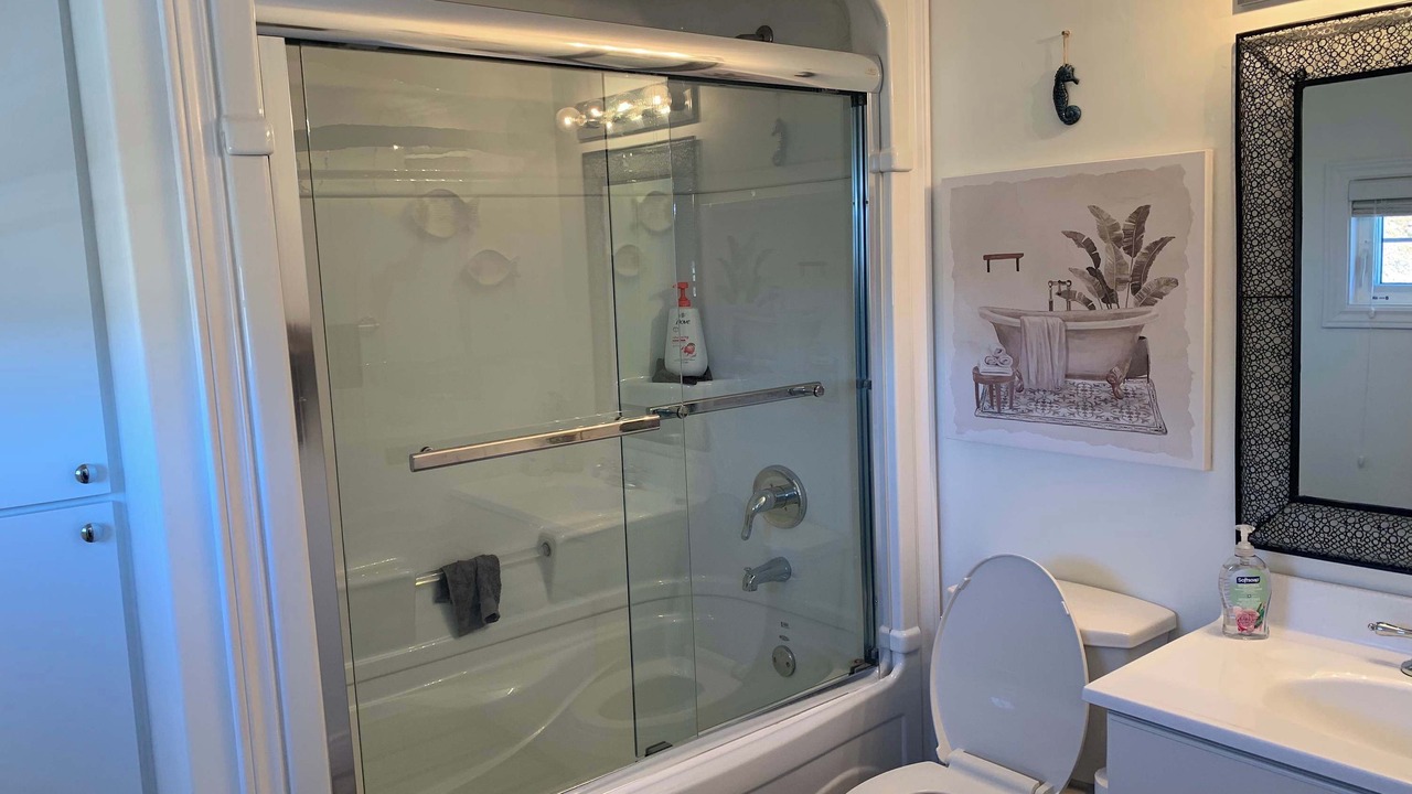 Photo of Bathroom in Twillingate