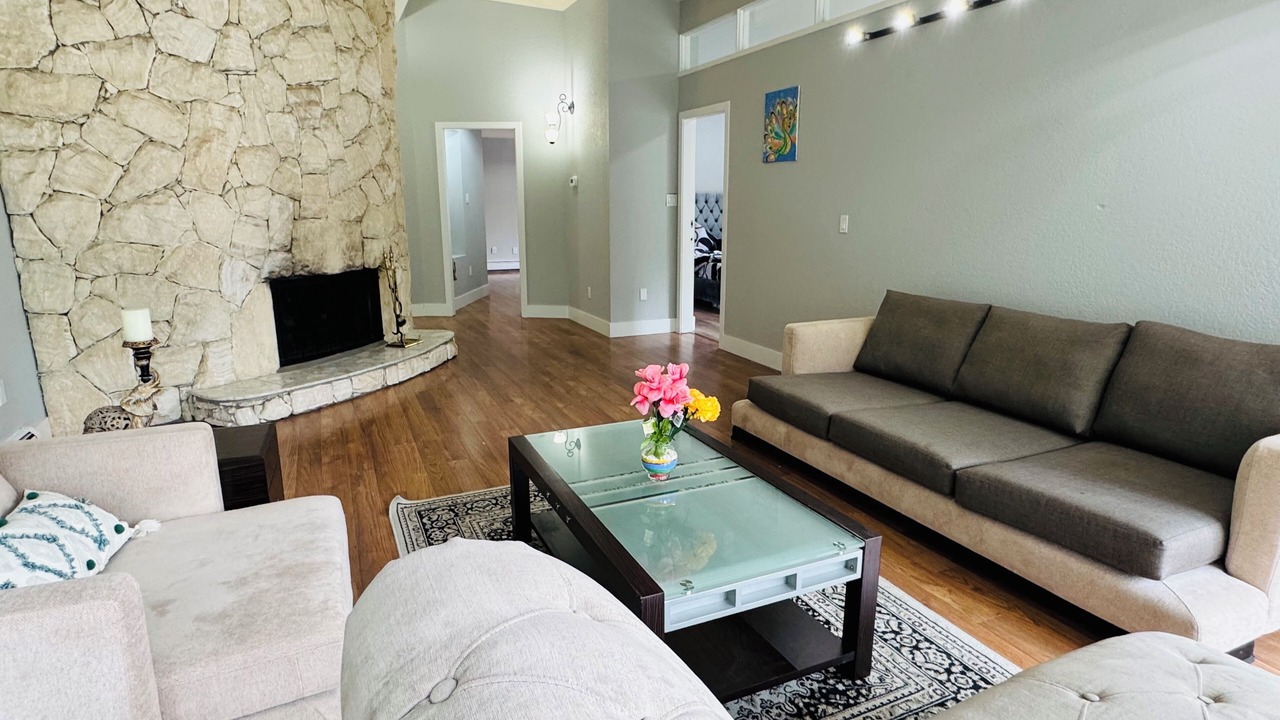 Photo of Livingroom in Delta