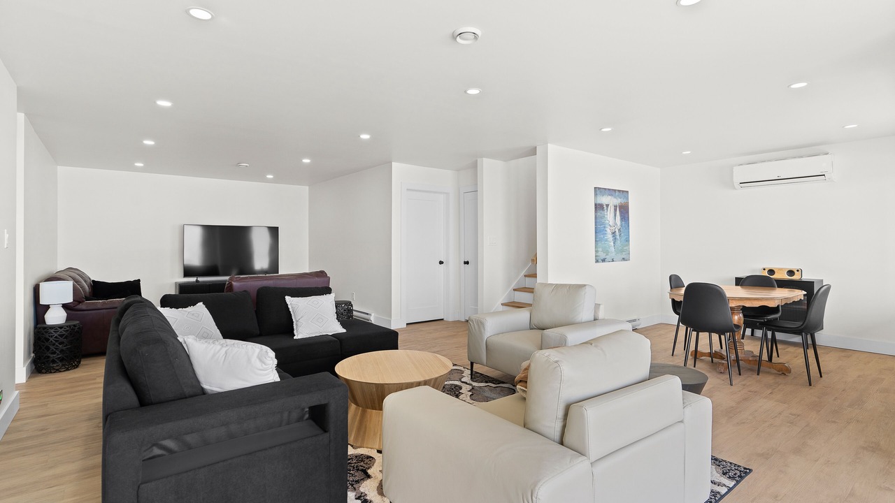 Photo of Livingroom in Alberton
