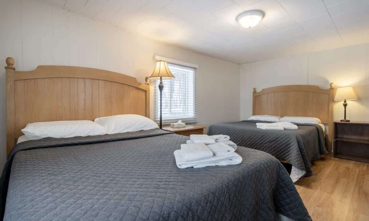Photo of Bedroom in Petite-Riviere-Saint-Francois