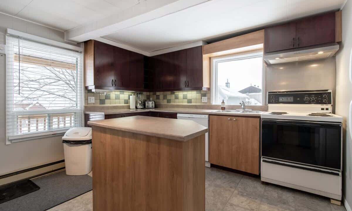 Photo of Kitchen in Petite-Riviere-Saint-Francois