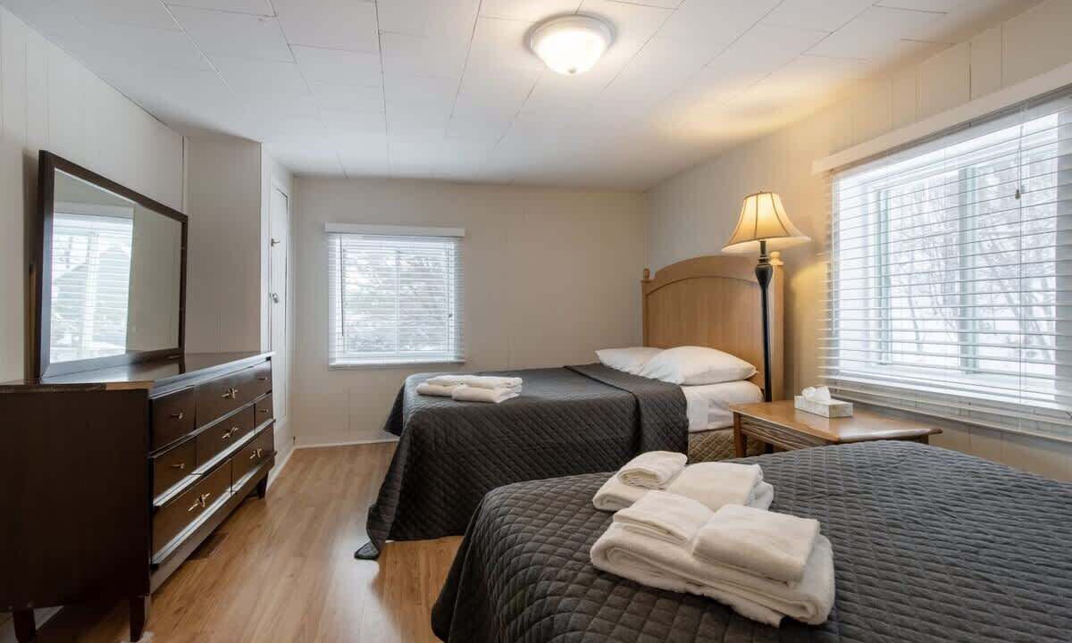 Photo of Bedroom in Petite-Riviere-Saint-Francois