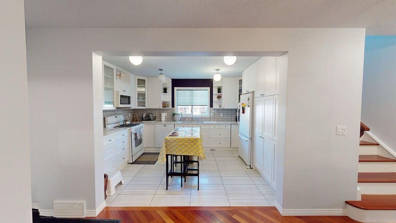 Photo of Kitchen in Cougar Ridge