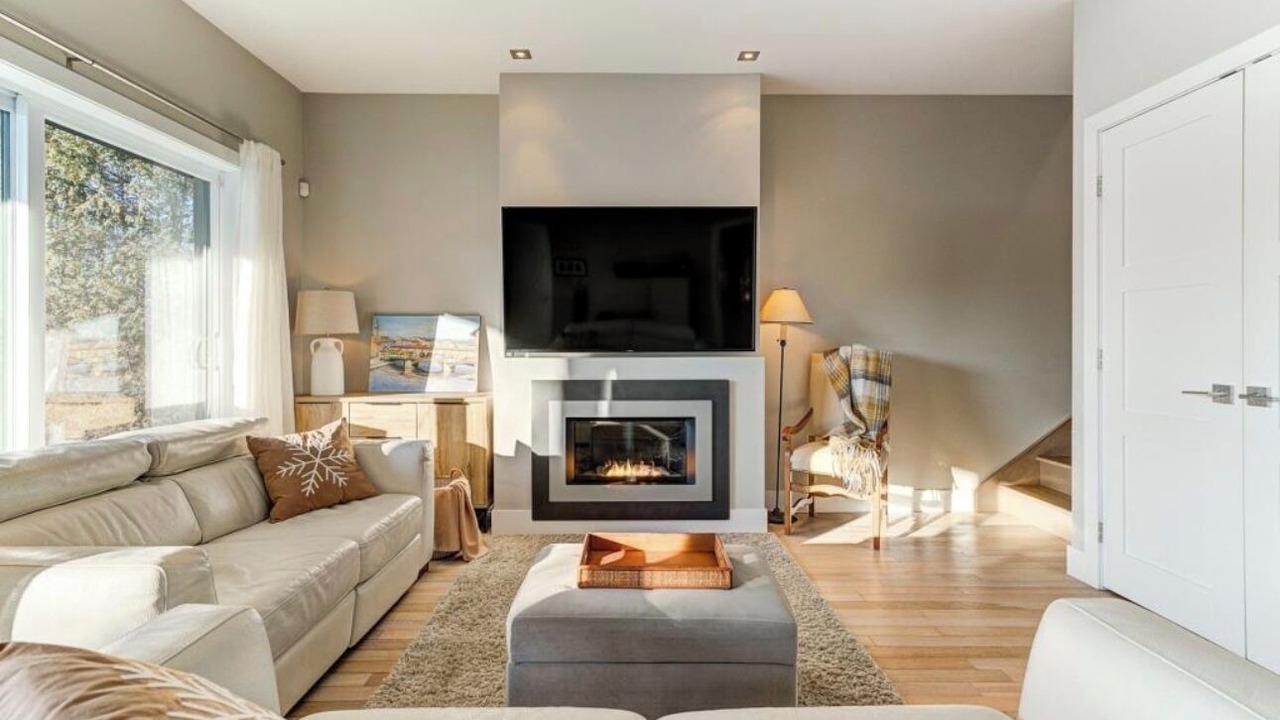 Photo of Livingroom in Stanstead Township