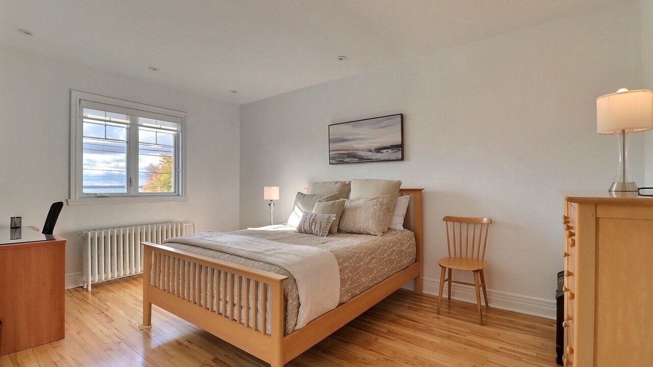 Photo of Bedroom in Lachine