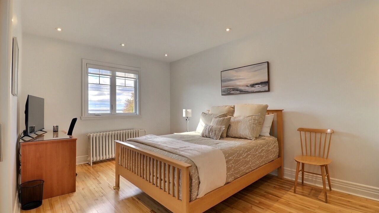 Photo of Bedroom in Lachine