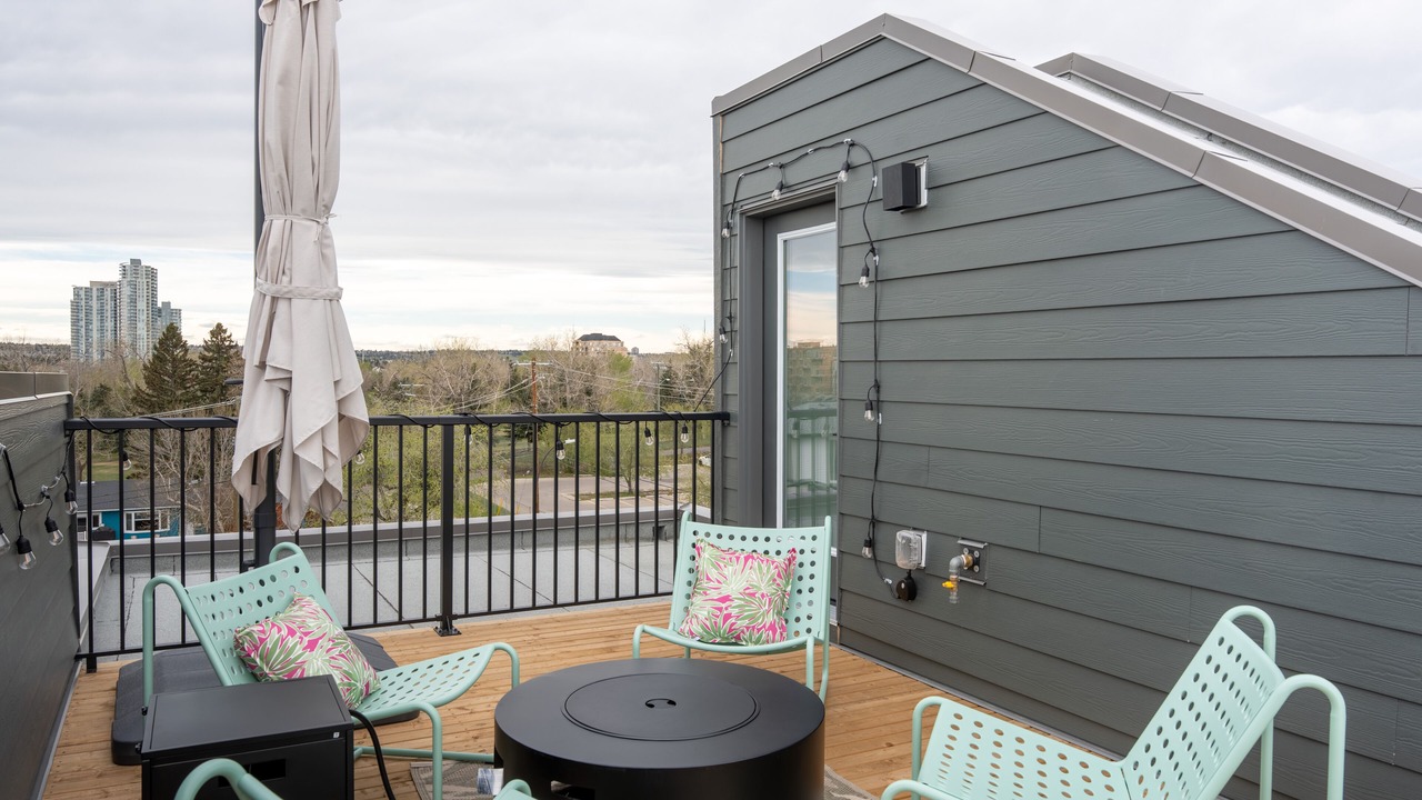 Photo of Patio Balcony in Shaganappi