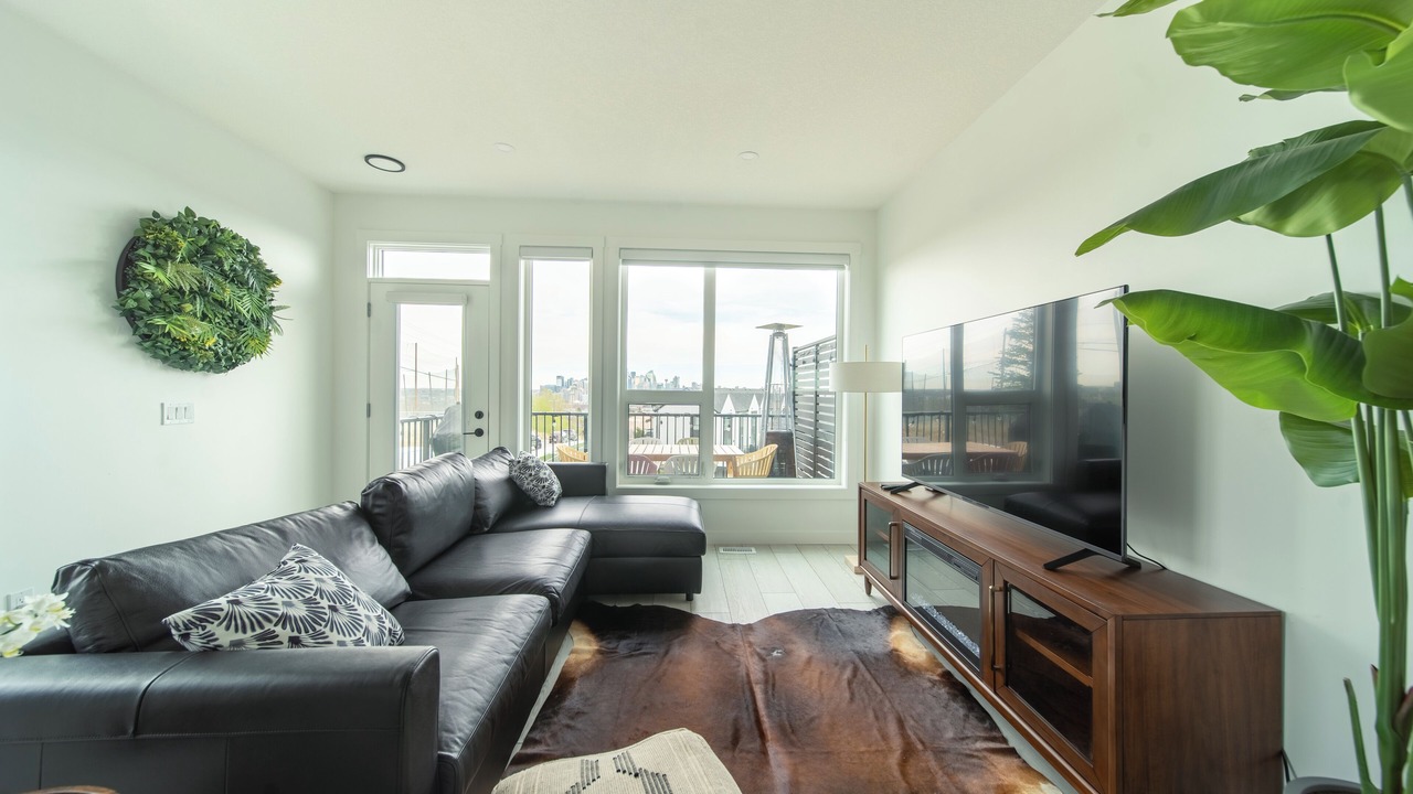 Photo of Livingroom in Shaganappi