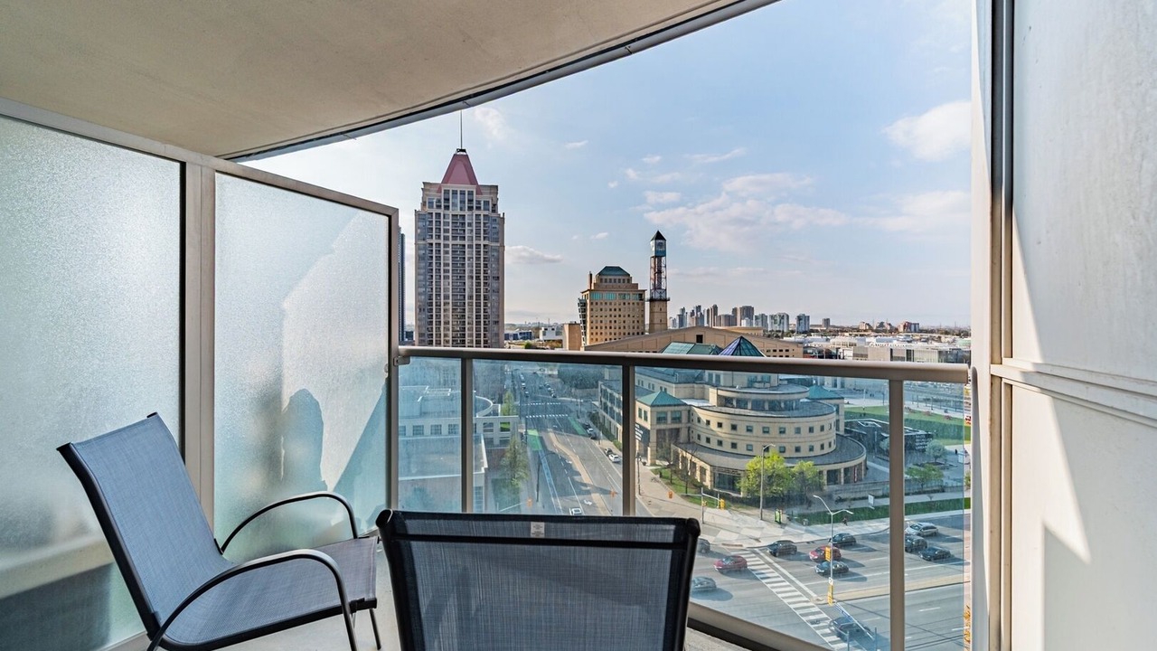 Photo of Outdoor in Downtown Mississauga